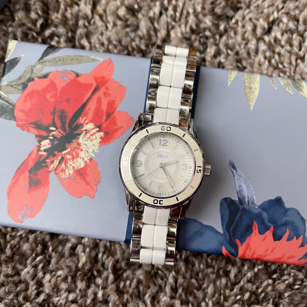 Relic Watch